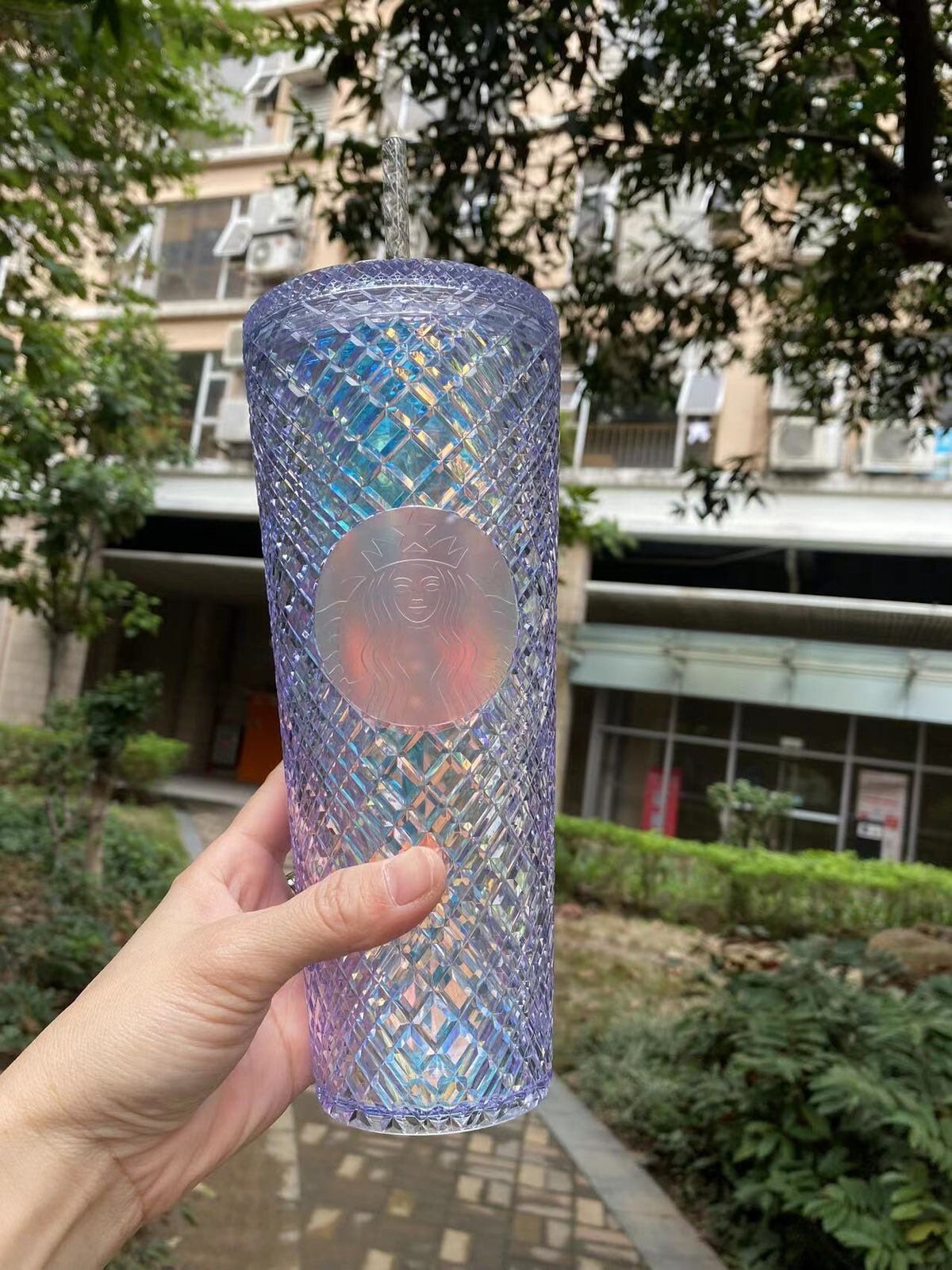 Starbucks Holiday 2022 Limited Iridescent Unicorn Jewel Tumbler Venti